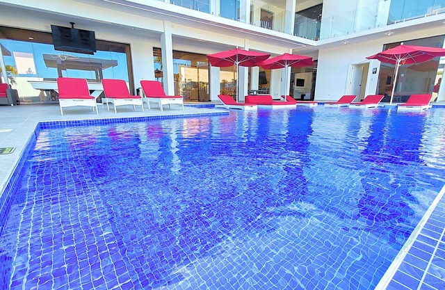 SOS 13BR Stunning Luxury Mansion +Bonus