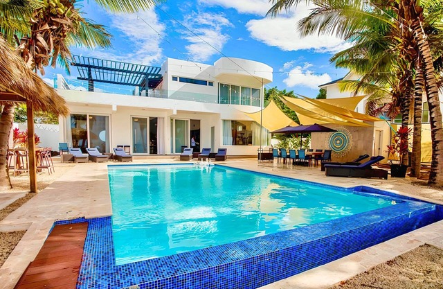 Sosua 4BR Luxury Oceanfront Paradiso +Bonus