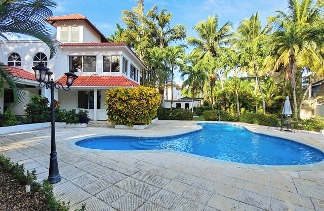 Sosua 9BR Mansion Downtown, Pools, Near Beaches +Bonus
