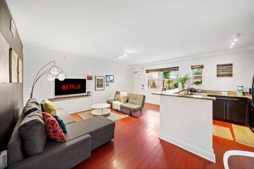 South Beach Family & Pet Friendly with Free Parking