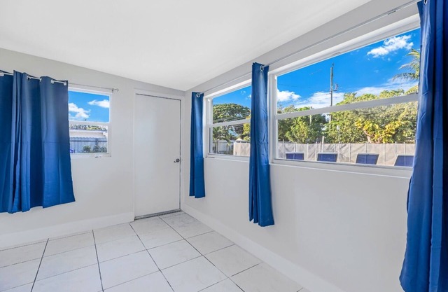 South Miami Entire Pool Villa 17 Min To Beach