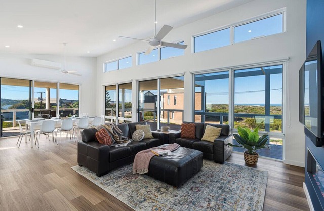 Southerly at Middleton