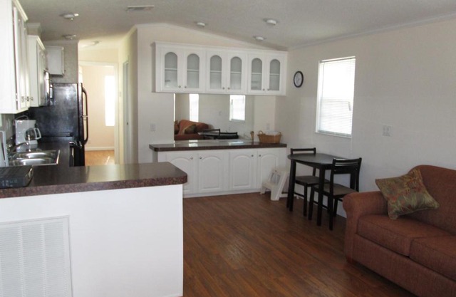 Southern Palms Park Model 4