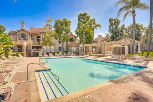 Spa Access and Private Patio Laguna Niguel Townhome