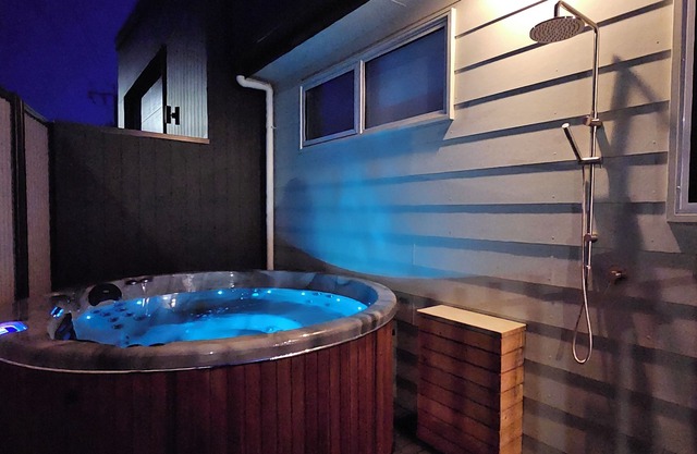 Spa Encounters by the Bay - Soak, Play, Relax, Unwind and Enjoy