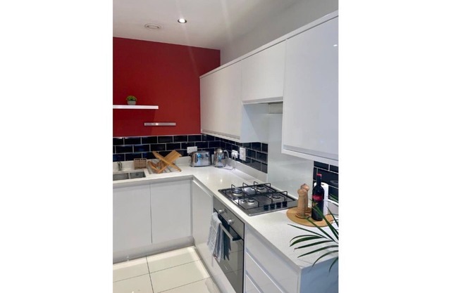 Spacious 1 bed apartment in the Heart of London