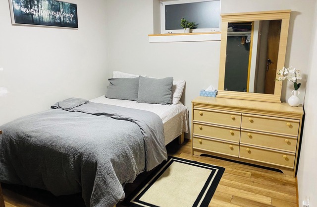 Spacious 2 bed basement suit in quite neighborhood