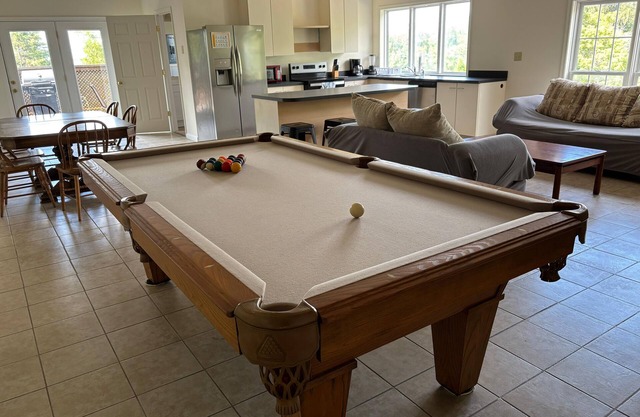 Spacious 2-bedroom Apt Waynesboro, Long term allowed