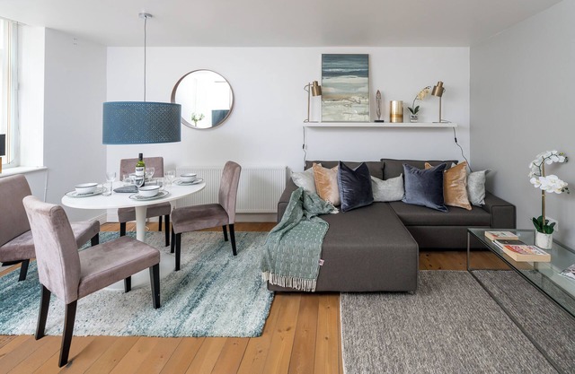 Spacious 2 bedroom in Liverpool Street