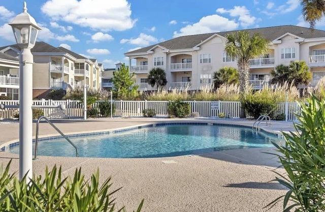 Spacious 2BR Condo | First Floor Retreat