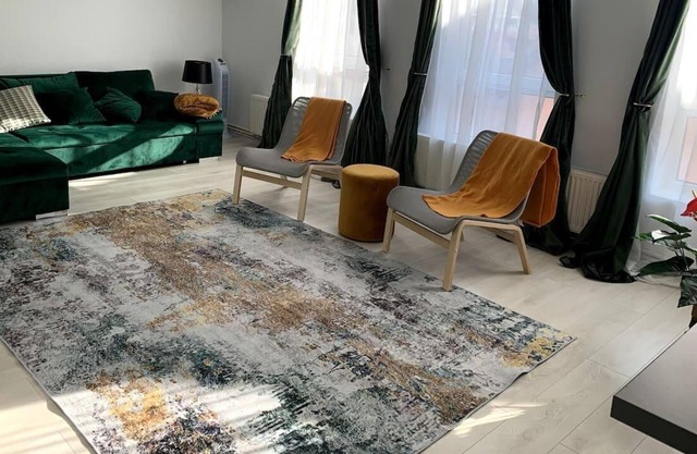 Spacious 3 Bed Apartment Cluj Floresti near Vivo