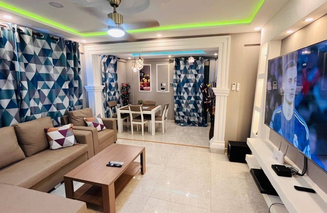 Spacious 3-bedroom Apartment with WiFi/AC in Tema.