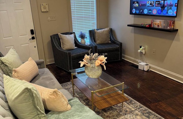 Spacious 3 bedroom Townhome in the heart of Baltimore