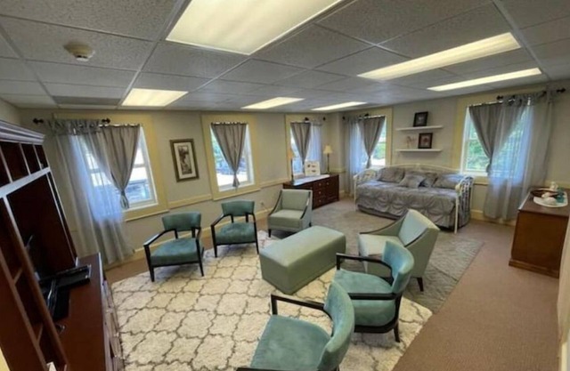 Spacious 3 Bedroom Townhome in Downtown Toccoa, GA