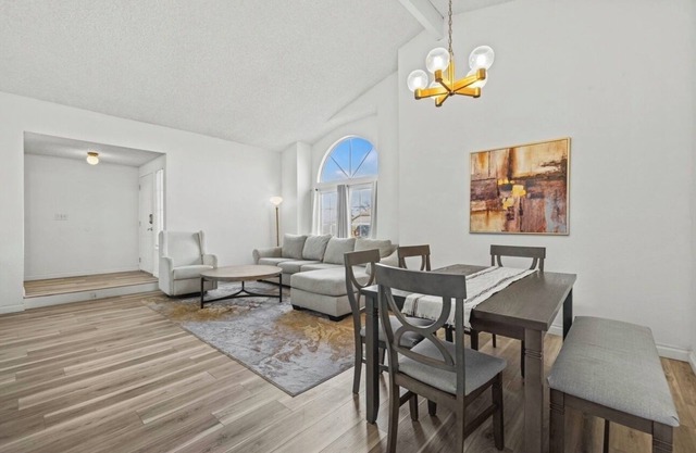 Spacious 3B-2B Home with High Ceilings & Large Yards