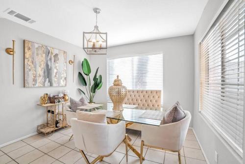 Spacious 4 Bedroom 3 Bath House