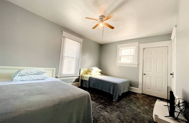 Spacious 4-bedroom house with AC, WiFi in Mansfield