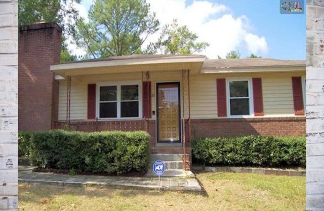 Spacious 4-bedroom house with AC, WiFi in peaceful Columbia