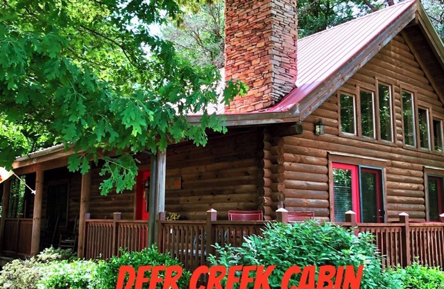 Spacious 4B-2.5B nestled in gated community-2 miles to Fall Creek Falls Park