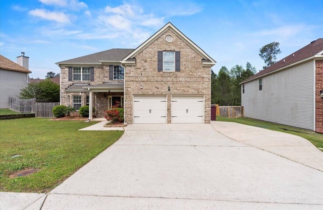 Spacious 4BR Elegant Retreat; Prime Augusta Location!