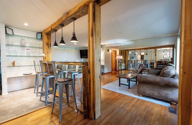 Spacious 4BR Home- Perfect for Families & Groups!n1 min from Noccalula Falls