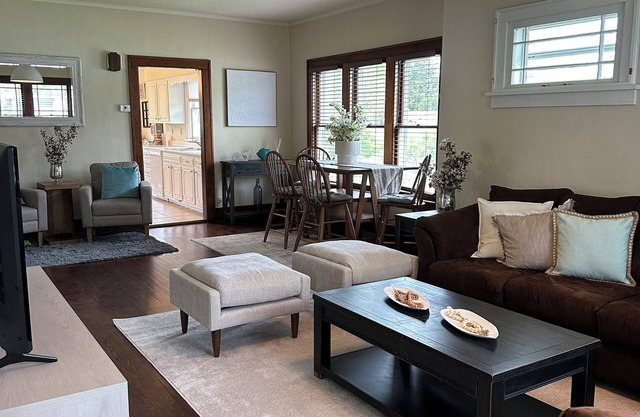 Spacious 5-bedroom house on a quiet street right off the lake near the academy