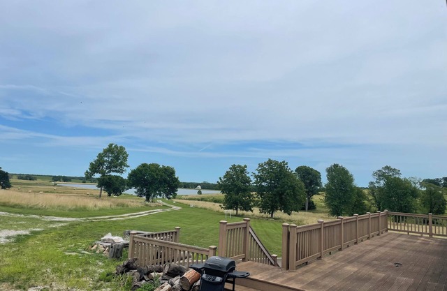 Spacious 5-bedroom house overlooking a serene 20 acre lake