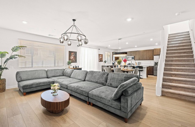 Spacious 5BR Home Near Ontario Airport, Universities & Convention Center