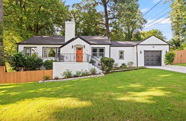 Spacious 5BR Yard Access Grant Park