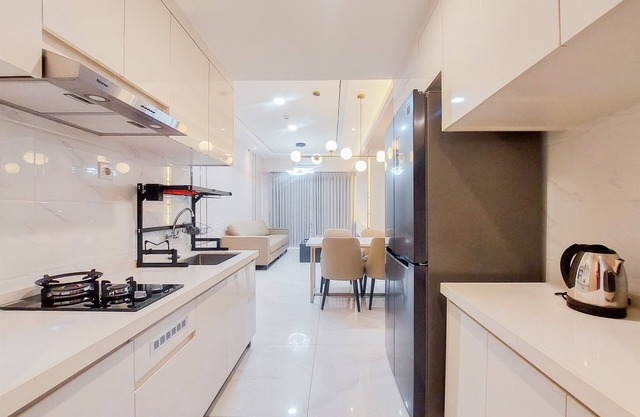 Spacious And Homey 3Br At Sky House Bsd Apartment