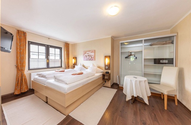 Spacious apartment with conservatory for 5 people