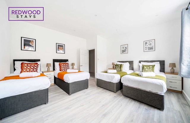 Spacious Apartment | Pet-Friendly, FREE WiFi