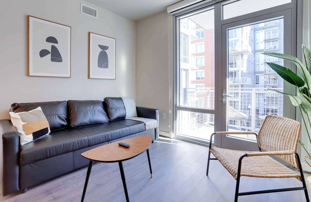 Spacious Apartment w Stunning Building Facilities!