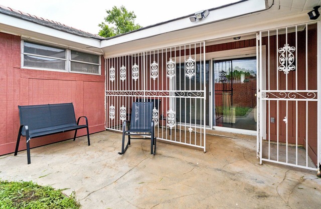 Spacious & Availablen10 Mins Away from the French Quarters!nHome Away From Home!