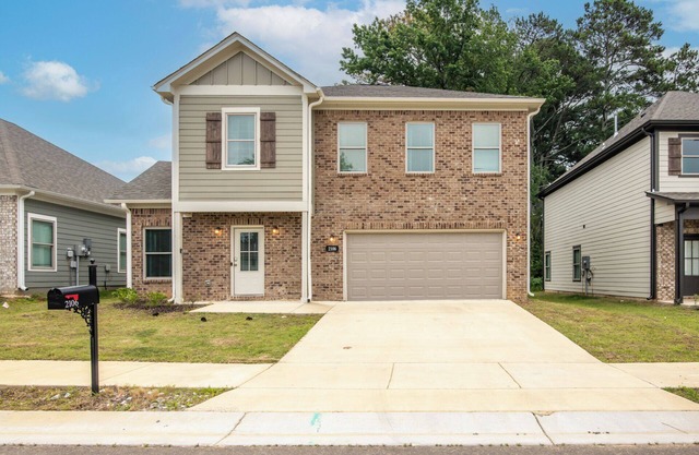 Spacious Brand New 5 Bedroom Home in Cullman