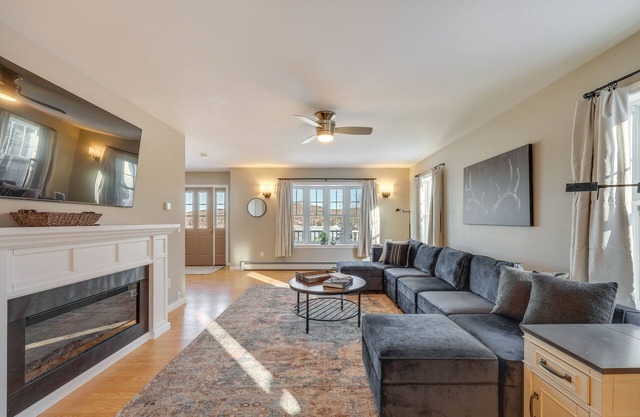 Spacious Eagle Lake Home w/Fireplace & Deck