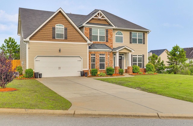 Spacious Family Home w/Patio in Graniteville!