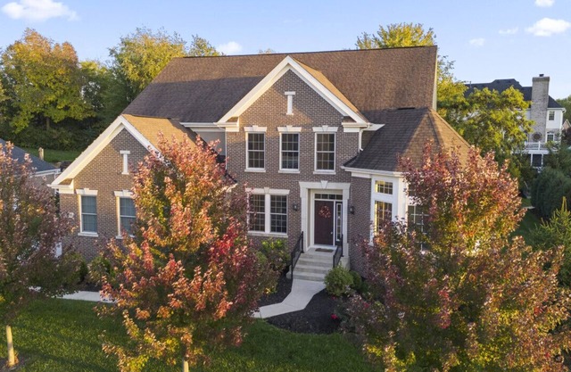 Spacious Family Memory Maker w/Water Views, + 2 Miles to Marina