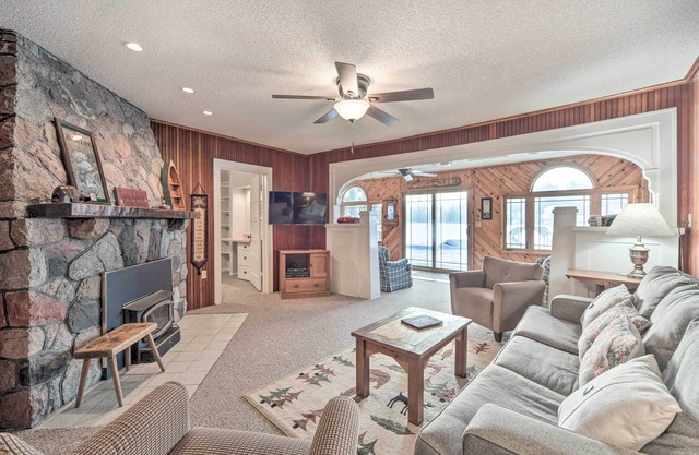 Spacious Home w/Deck on Lake Chetek!