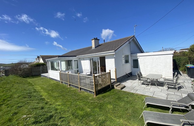 Spacious house in Rhoscolyn with amazing sea views and a short walk to the beach