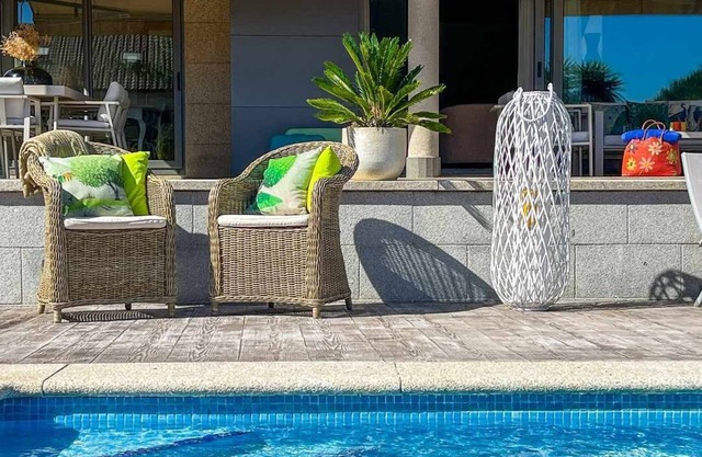 Spacious, luxurious and comfortable Villa. Located on the beach of Montalvo.