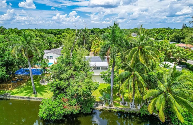 Spacious Miami Home by the River, Perfect Location