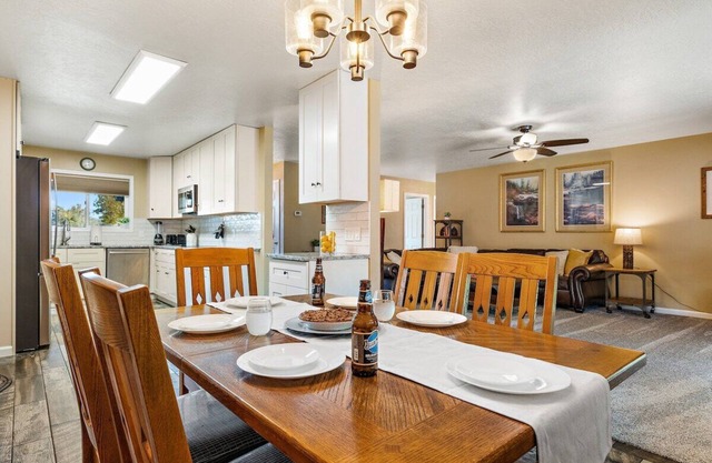 Spacious Multi Family Home near everything Boise