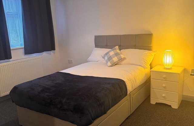 Spacious, Newly Decorated 4bedroom Family House in a quiet residential area