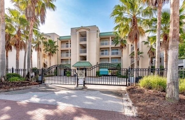 Spacious Oceanfront 4BR Condo w/Pool & Elevator! Gorgeous Views Like No Other!