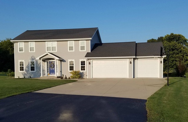 Spacious private home with quick access to EAA