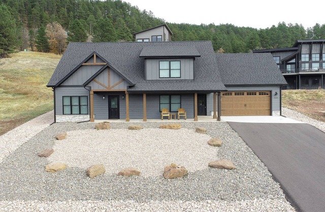 Spacious Property with Paved Roads Oversized Garage, Great Location!