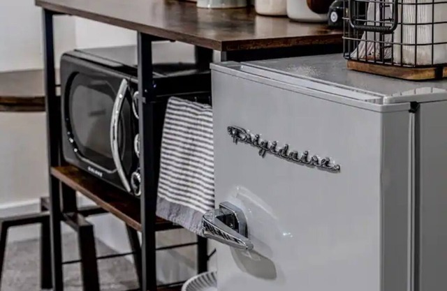 Spacious suite near Denver's best neighborhoods!