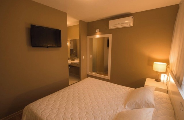 Spacious Suite with Stunning Canyon Views, Near Waterfalls and Hiking Trails