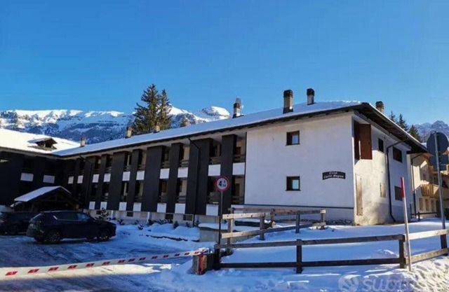 Spacious three-bedroom apartment on the ski slopes
